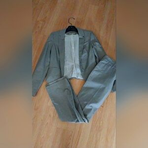 Set of 2 vest +pants size small
